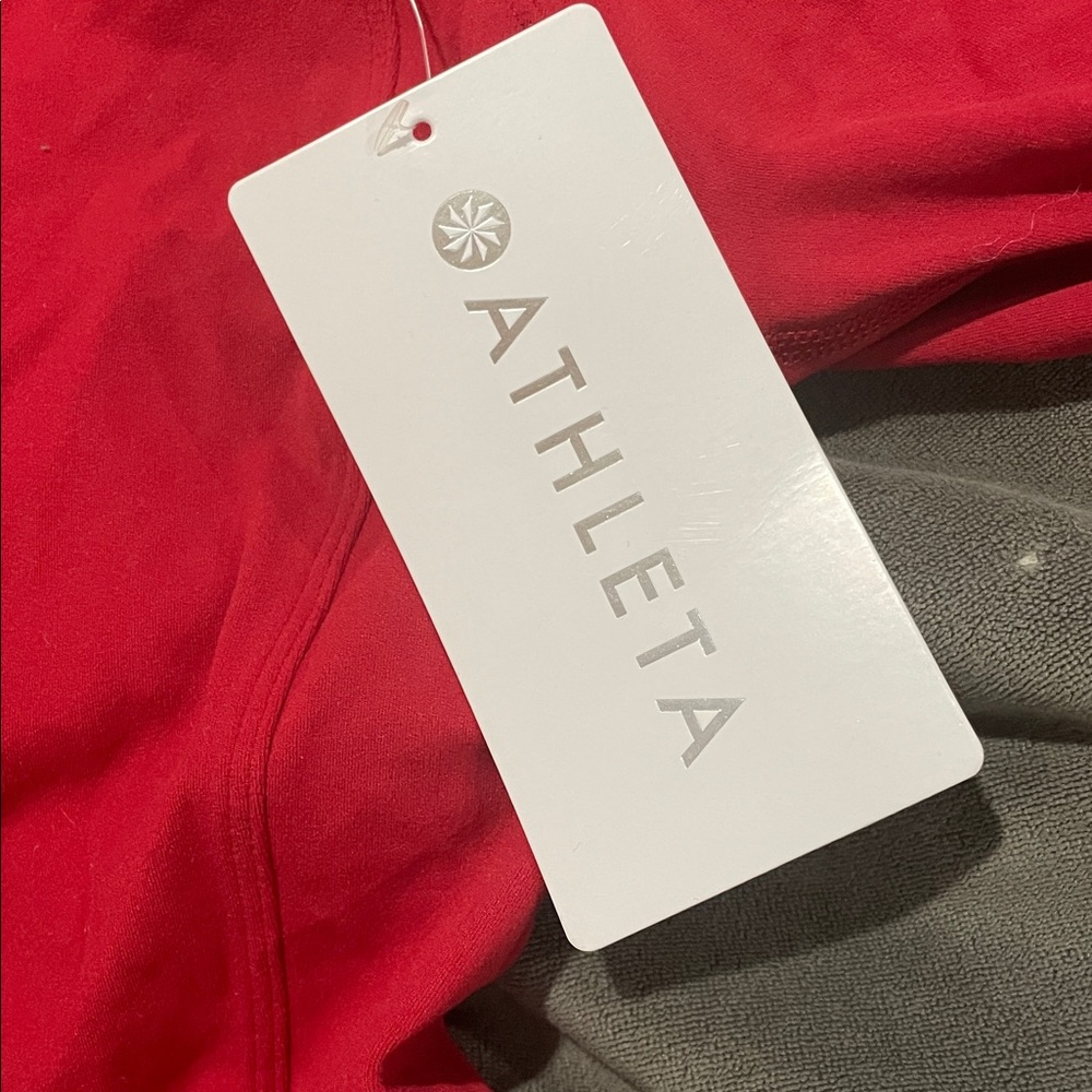 Athleta salutation half zip size small so so cute and comfortable - Picture 3 of 7